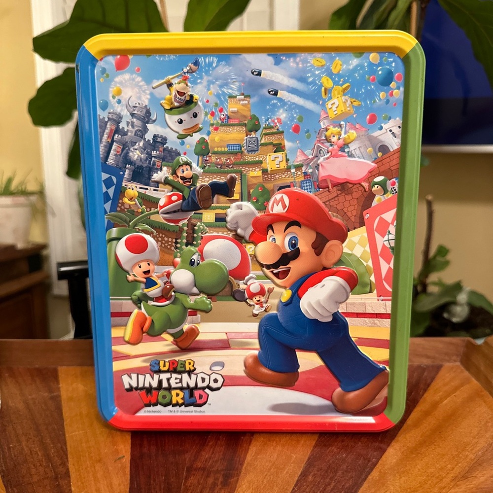 SUPER MARIO NINTENDO WORLD UNIVERSAL STUDIO JAPAN Candy Box Japan  2023
